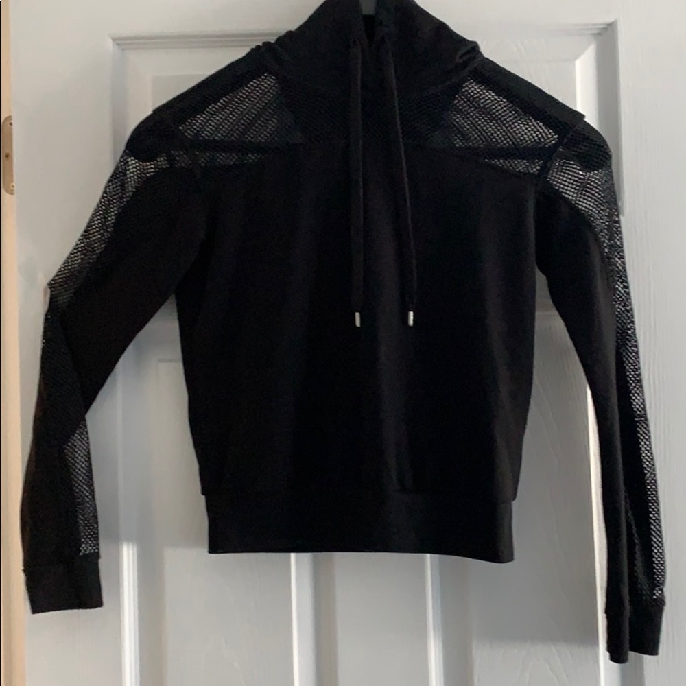 black hooded sweatshirt